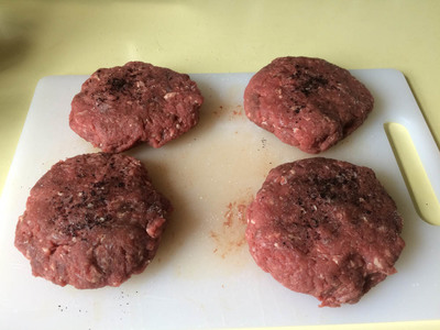 Känguru-Frikadellen auf Tasmanien