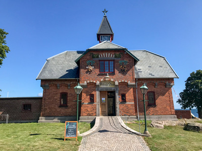 Die ehemalige technische Schule und Bibliothek in Allinge