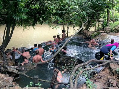 Allein ist man hier nicht